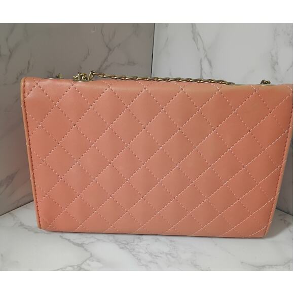 GLORIA VANDERBILT Coral Quilted Crossbody Bag - Picture 2 of 6